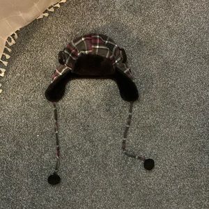 i’m selling this y2k hat!!